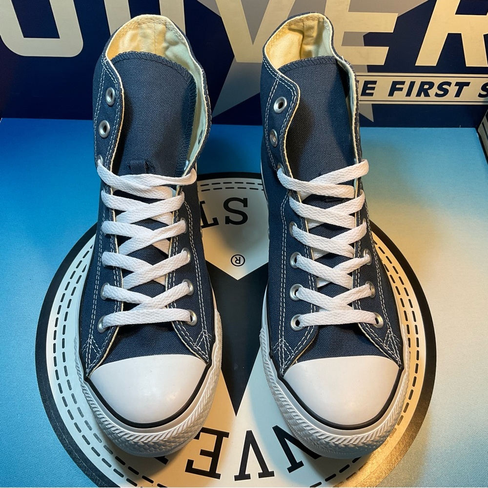 Converse Men's Chuck Taylor Navy High Top - Picture 2 of 6